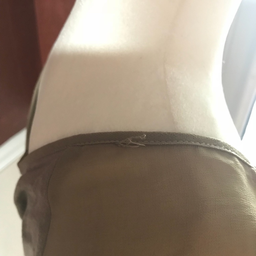 [cache] Cold-Shoulder Beige Sequined Top - Picture 4 of 5
